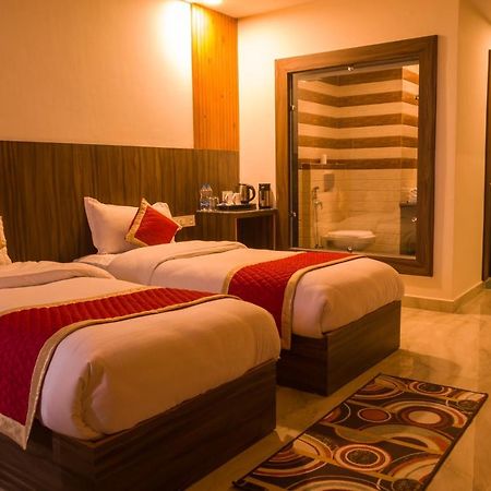 Highsky Resort Dharamshala Extérieur photo