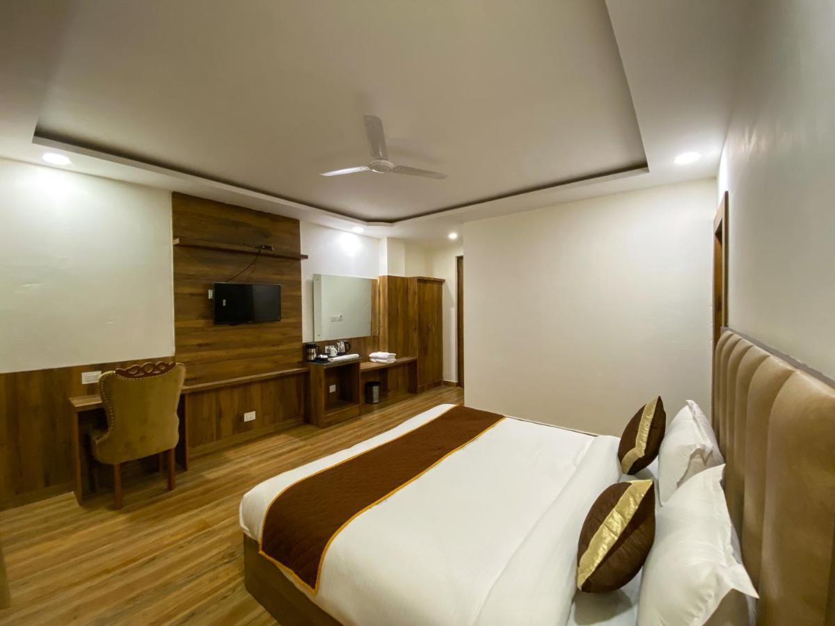 Highsky Resort Dharamshala Extérieur photo