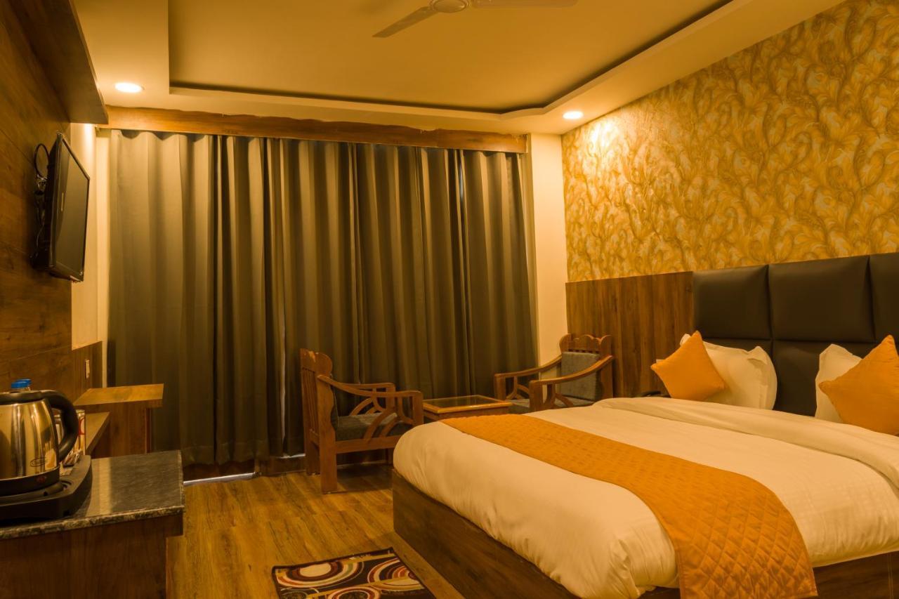 Highsky Resort Dharamshala Extérieur photo