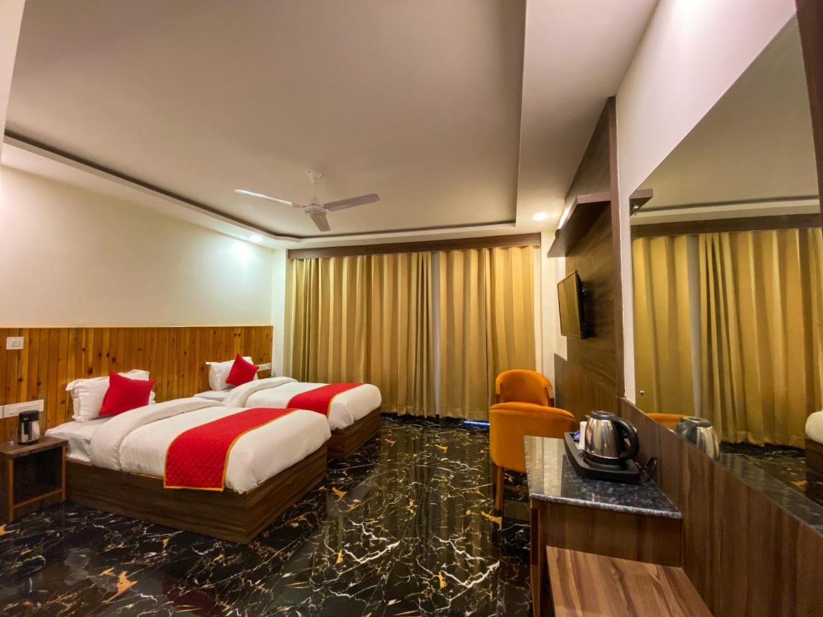 Highsky Resort Dharamshala Extérieur photo