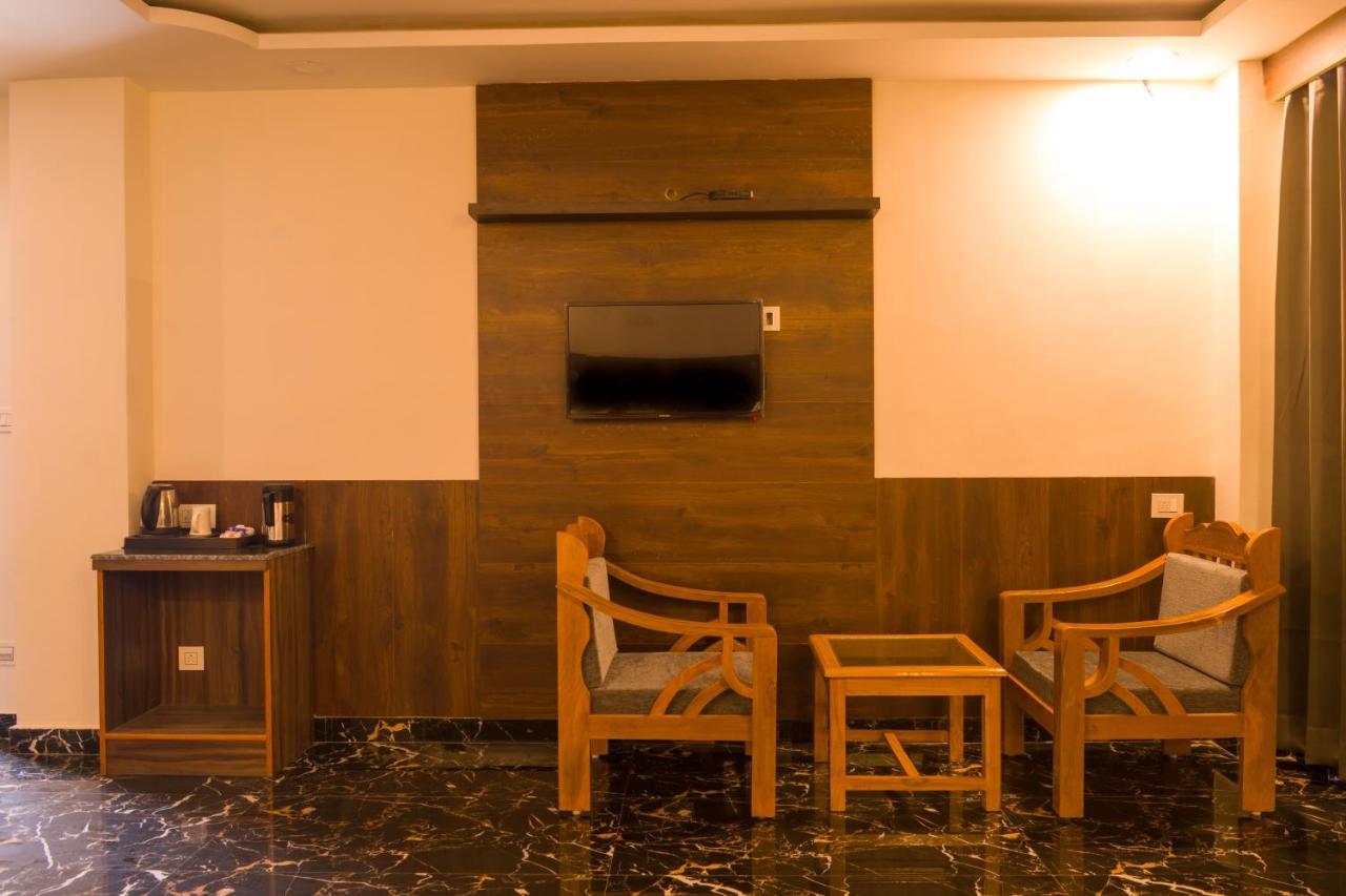 Highsky Resort Dharamshala Extérieur photo